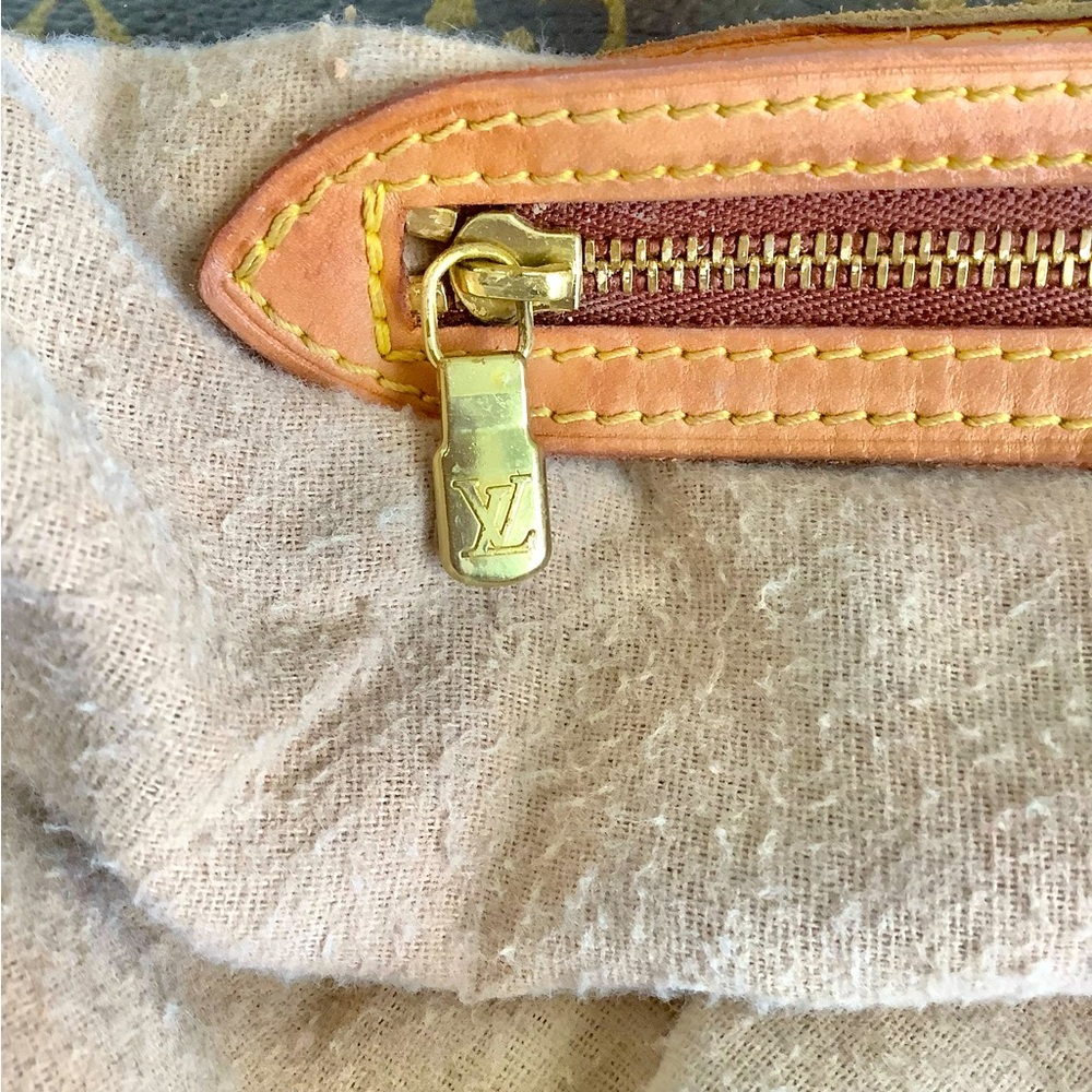 Louis Vuitton Brown Monogram Shoulder Bag - Picture 5 of 10
